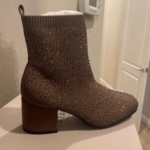 Kenneth Cole Reaction Rida stretch jewel rhinestone 6.5  chocolate